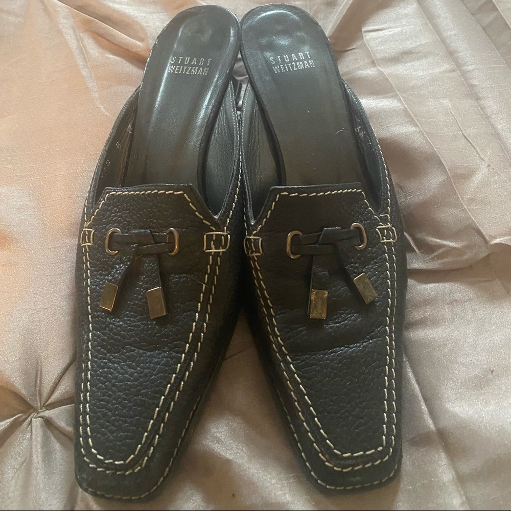 Stuart Weitzman mules. Kitten heels. Size 8